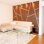 Apartment Lifestyle Dante
