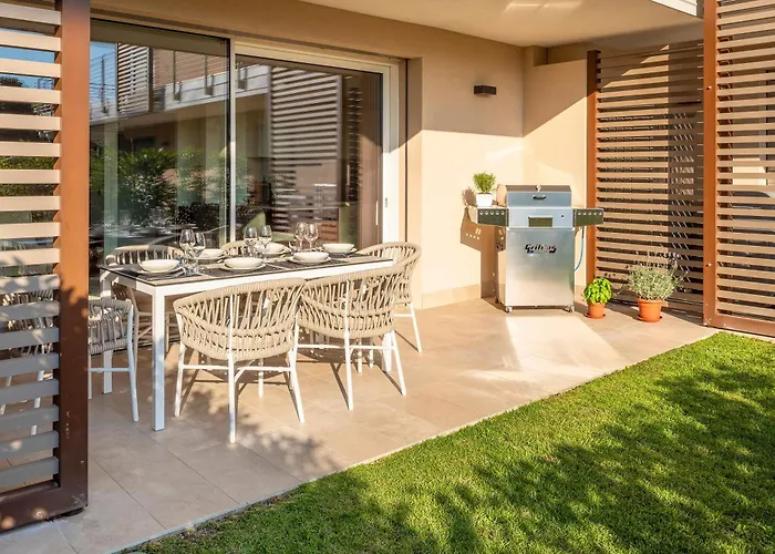 Lifestyle Dante Apartment